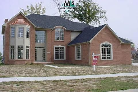 1st image of 54710 Glen Oaks