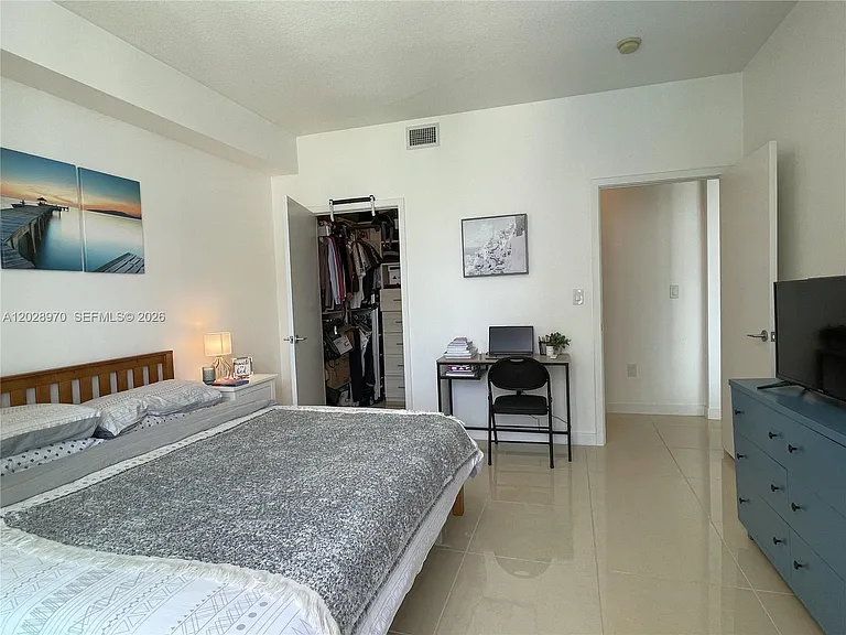 79 SW 12th St #1211 — Photo 18