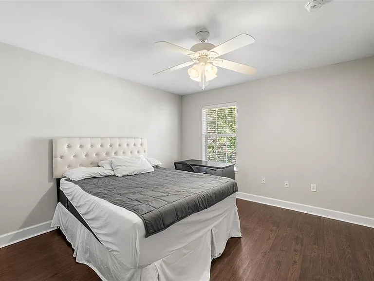 2927 SW 35th Pl #113 — Photo 20