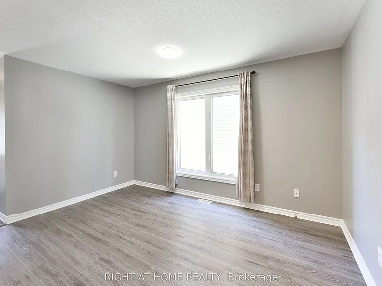 348 Gallantry Way — Photo 7