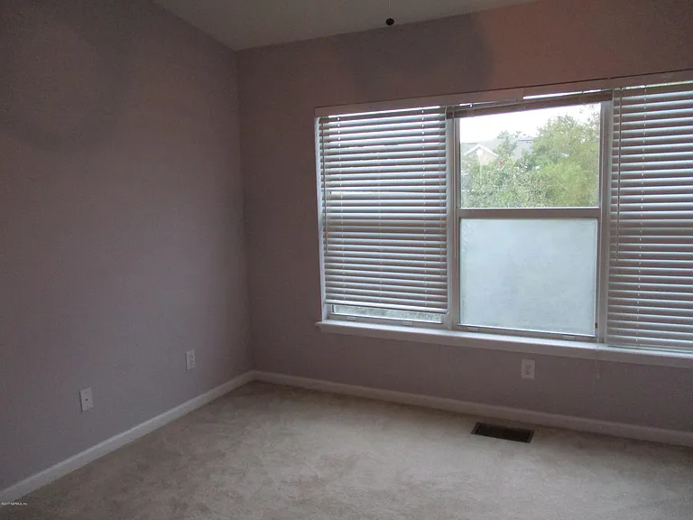 3684 Summerlin Ln E — Photo 4