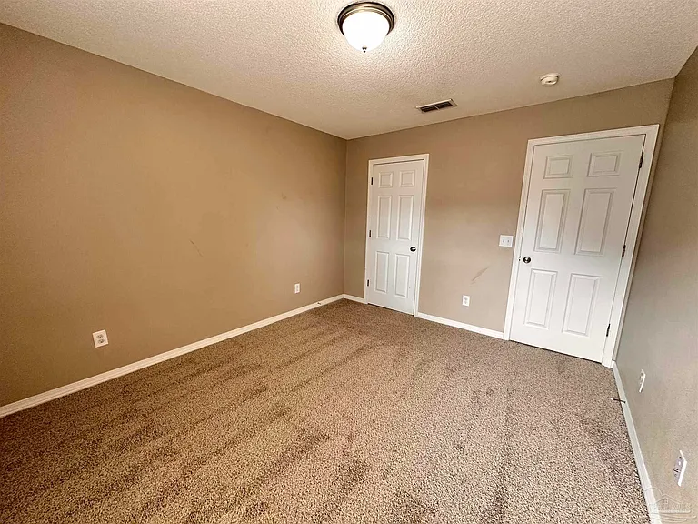 4856 Genevive Ct — Photo 15
