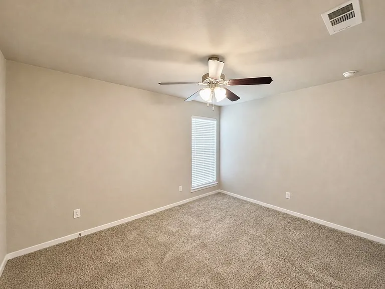1212 Ash St — Photo 38