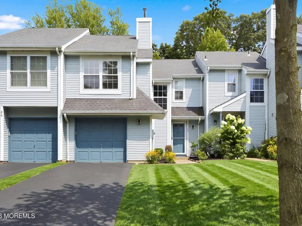 26 Malibu Drive, Eatontown, NJ 07724