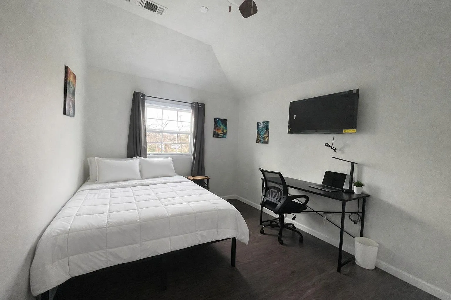 4 bed, 5.0 bath, 2007 sqft, $776 — Photo 1