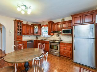 205 Home St, Valley Stream, NY 11580