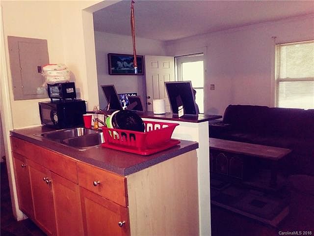 2nd image of 508 Concordia Ave