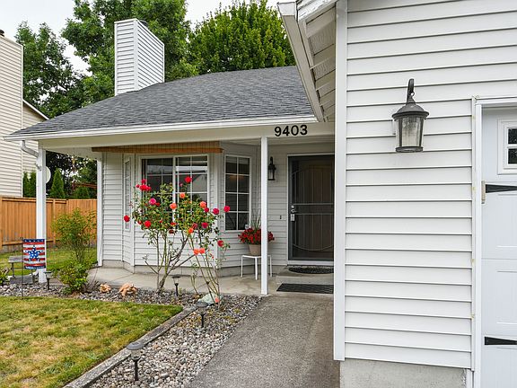 2nd image of 9403 NE 133rd Ave