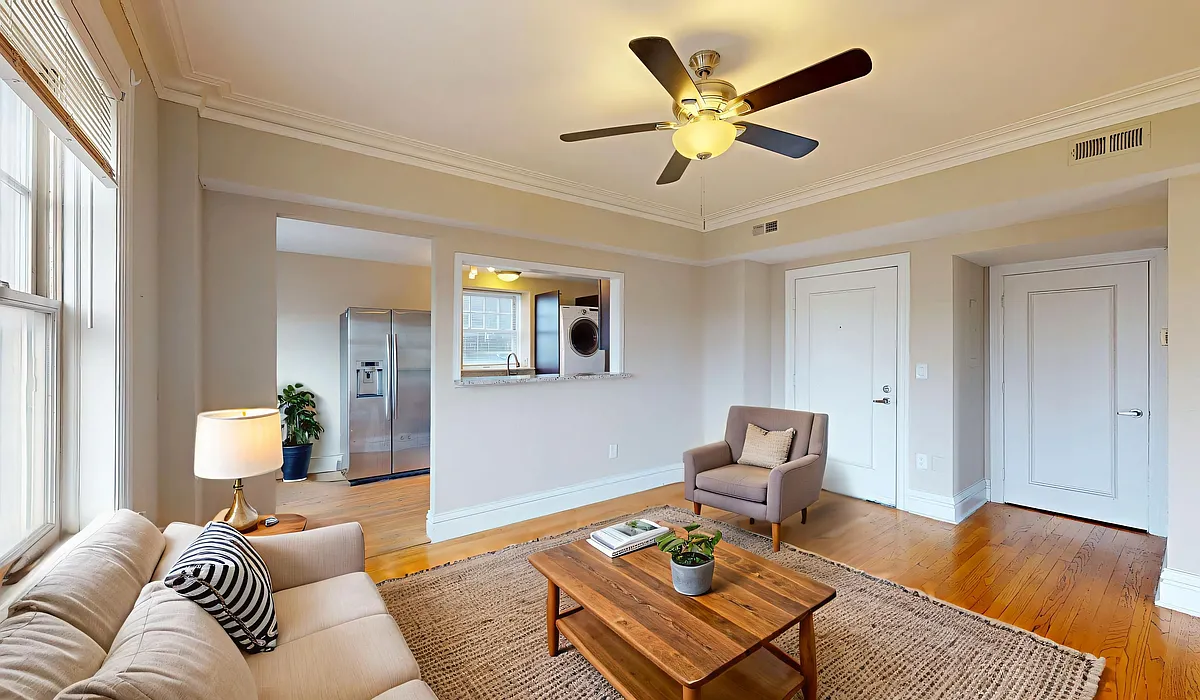 Building Photo - 4411 McPherson Ave #1