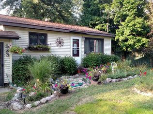 523 17 Mile Rd, Kent City, MI 49330
