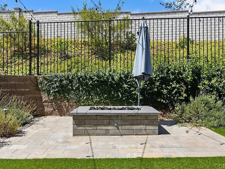702 Westbrook Loop — Photo 29