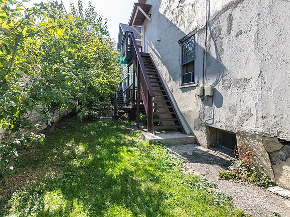 private back entrance