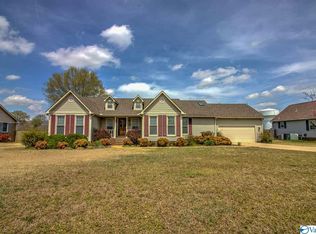 17961 Collins St, Athens, AL 35611