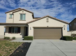 1139 Poinsettia Cir, Calimesa, CA 92320