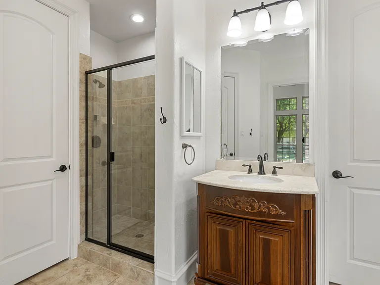 11292 Berkeley Hall Ln — Photo 16