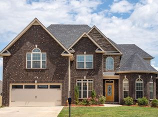 1205 Gardenia Ln, Clarksville, TN 37043