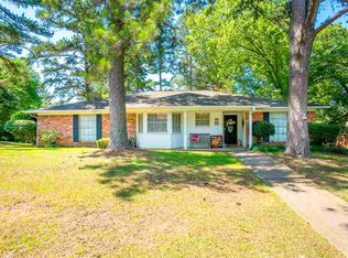 1316 Vanderbilt Dr, Longview, TX 75601