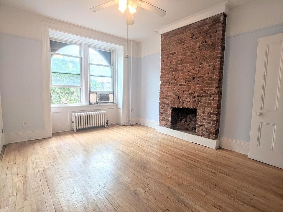 1st image of 619 Carroll St APT 2