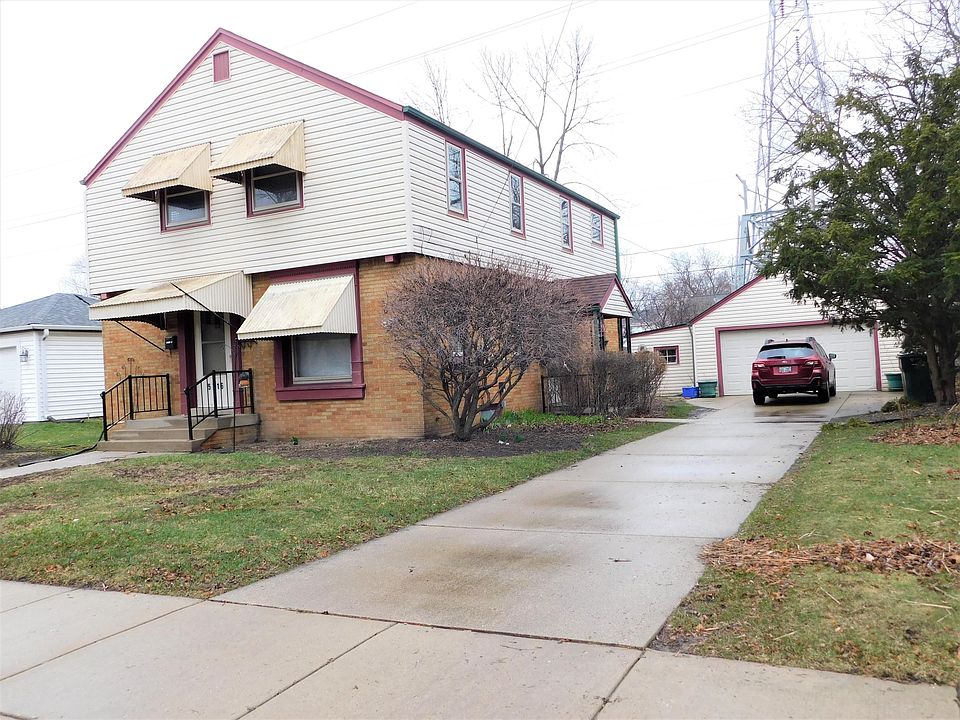 1st image of 5716 N Dexter Ave #5716A