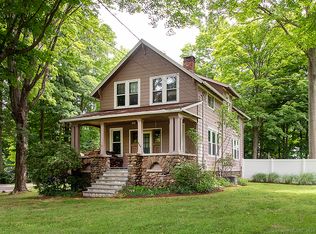 809 Racebrook Rd, Orange, CT 06477