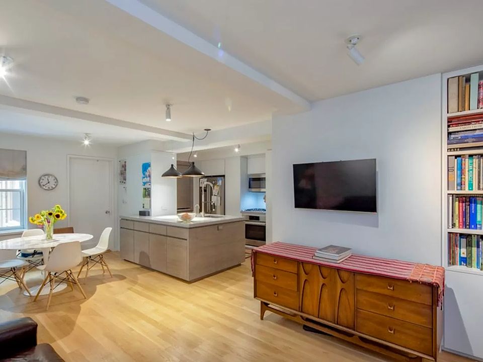 1st image of 320 Central Park W #1L1