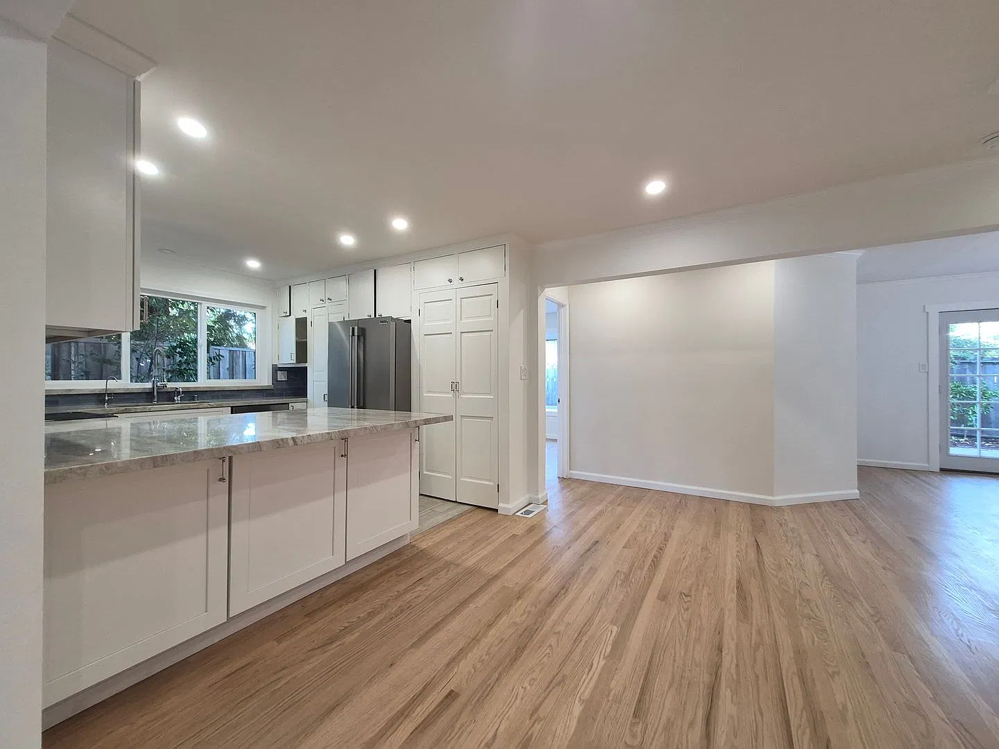 Remodeled 5 BR | 3 BA Palo Alto Home with Exceptional Privacy and Classic Charm — Photo 4
