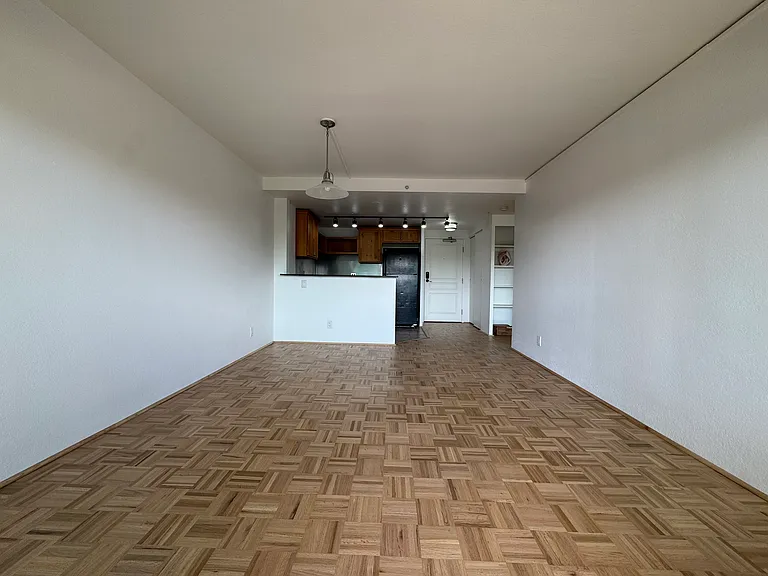 417 E Kiowa St #405 — Photo 15
