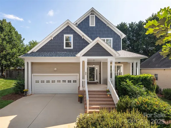 1349 Heathbrook Cir, Asheville, NC 28803