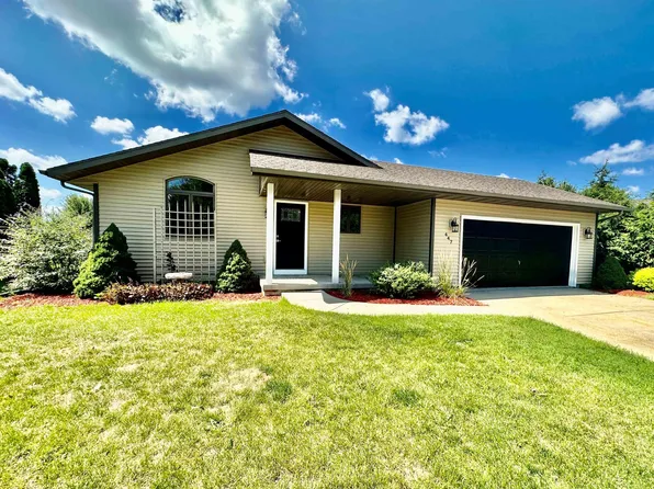 447 Evans Dr, Evansville, WI 53536