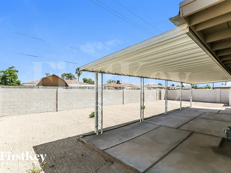 3124 W San Miguel Ave — Photo 13