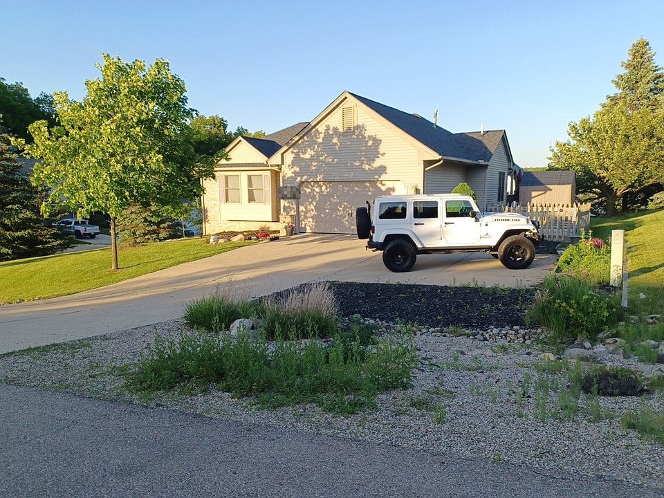 2nd image of 3773 Deer Ridge Run