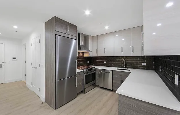 Rented by Oxford Property Group | media 26