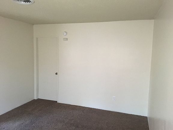 5th image of 200 Lincoln Ave APT 14