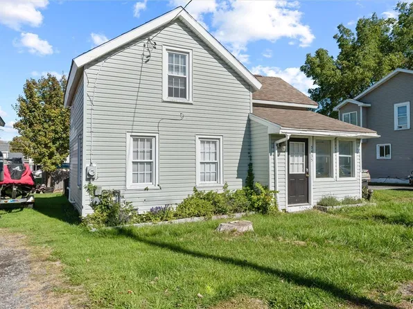 5435 Baldwin St, Brewerton, NY 13029