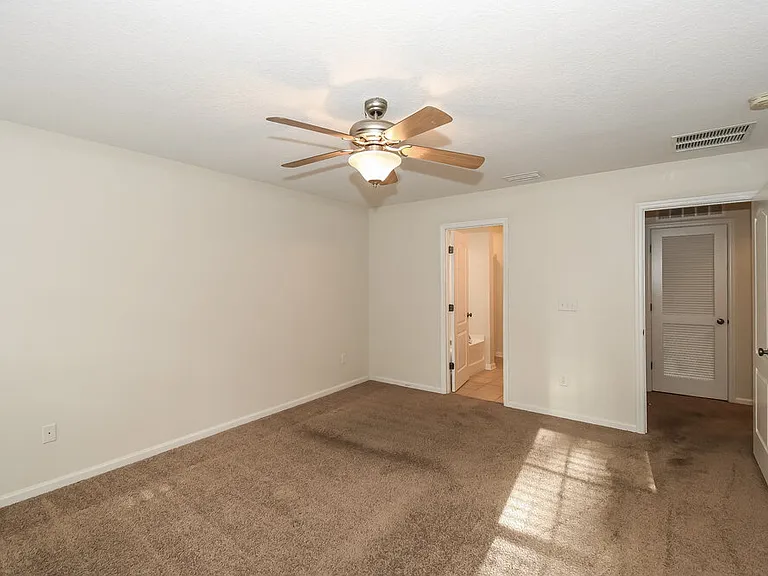 2274 Tyson Lake Dr — Photo 8