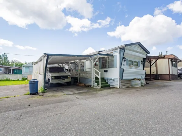 8266 King George Blvd #31, Surrey, BC V3W 5C2