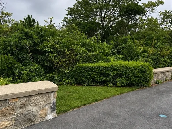0 Road To The Cemetry, Cuttyhunk, MA 02713