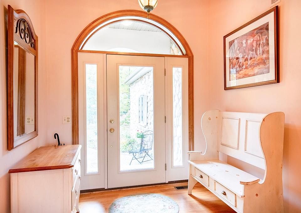 11592 Lakeview Rd, Ellison Bay, WI 54210 MLS 138576 Zillow