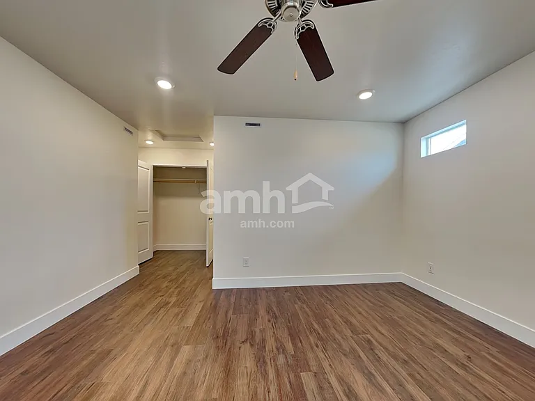 1067 Jillian Ave — Photo 8