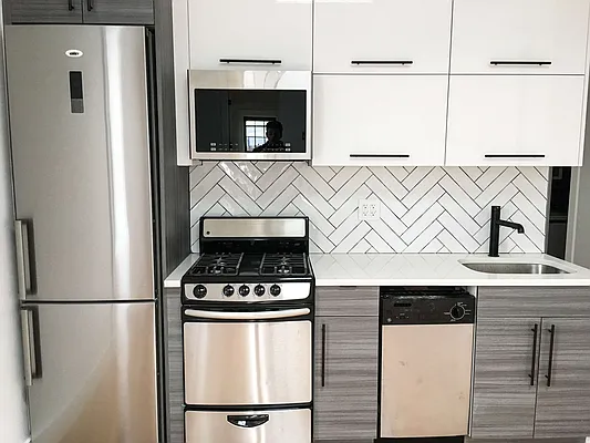 Rented by Lofts and Flats LLC | media 44