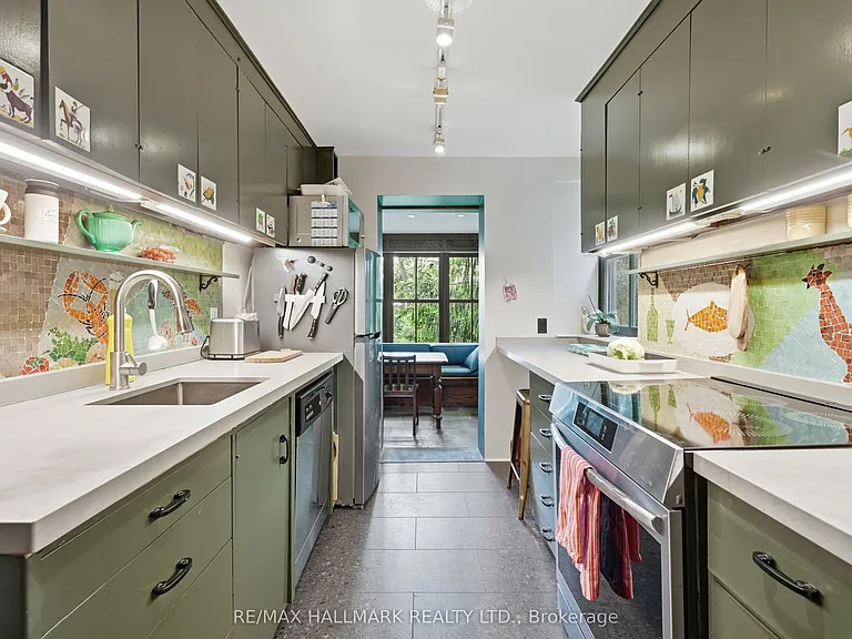 31 Glen Oak Dr — Photo 12