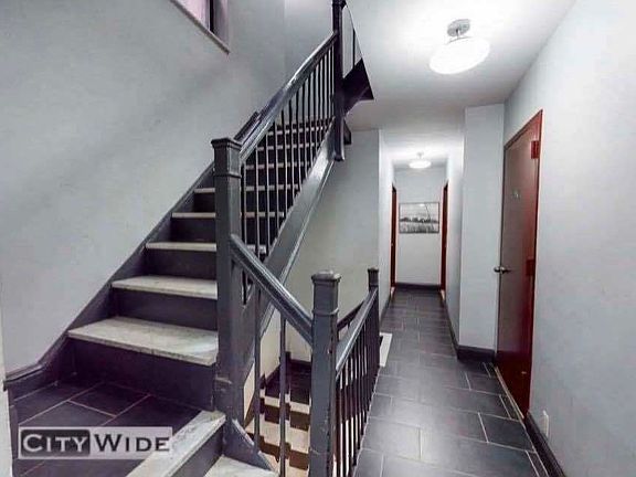 5th image of 42 Clinton St #33