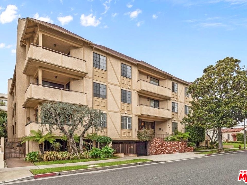 1st image of 1875 Kelton Ave APT 301