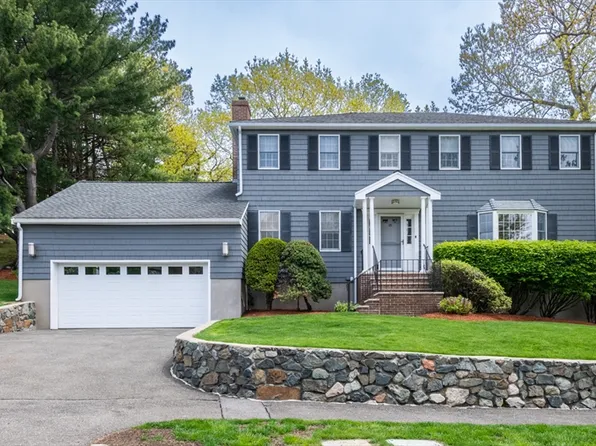 25 Ellen Rd, Stoneham, MA 02180