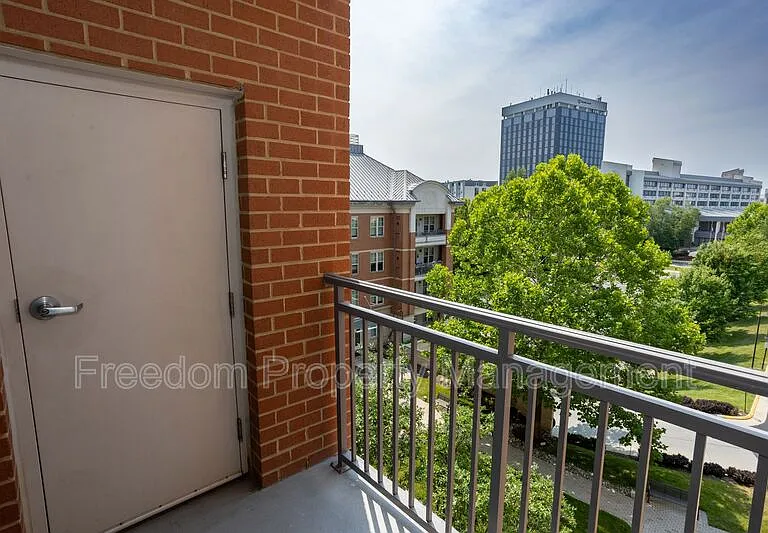 11760 Sunrise Valley Dr #514 — Photo 6