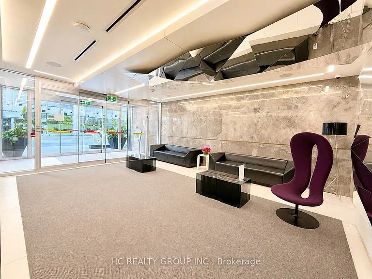 50 McCaul St #315 — Photo 2