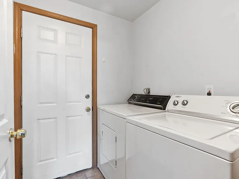 12110 Autumn Lakes Dr — Photo 14