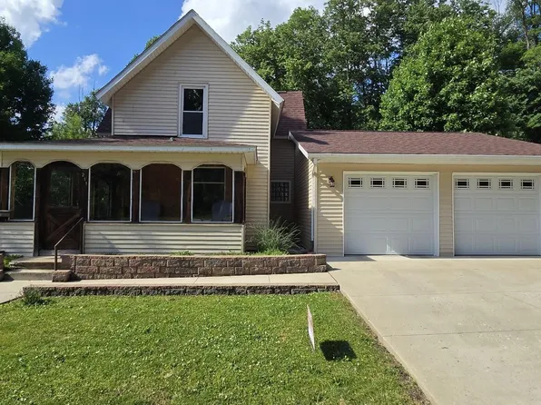 211 Forest St, Marshall, MI 49068