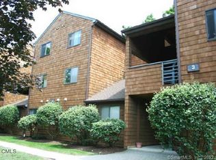 166 Old Brookfield Rd #2-3, Danbury, CT 06810