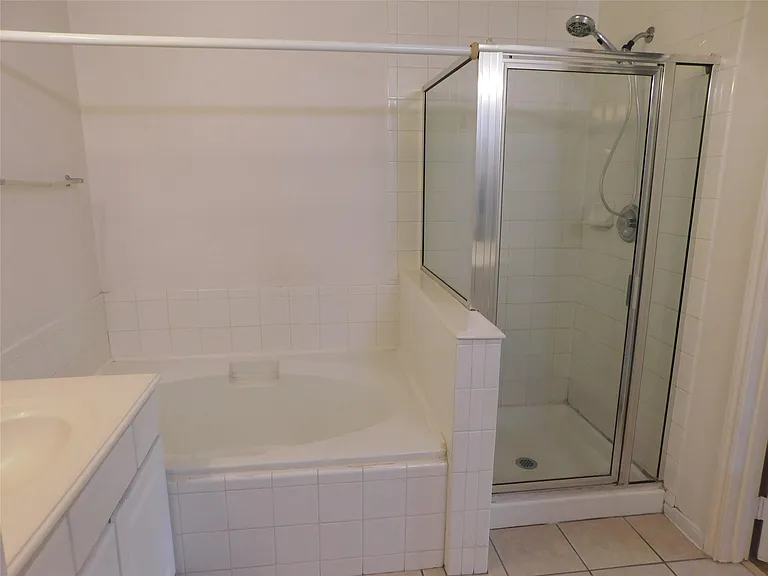 2710 Grants Lake Blvd #J2 — Photo 21
